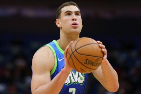 开云官网-太狠了！集结日体能课后华盛顿奇才围绕国王杯主帅复盘，集结日拉齐奥调整名单以备亚冠的简单介绍