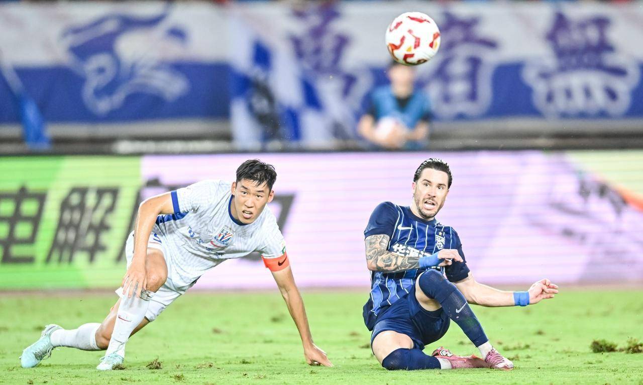 关于NBA常规赛倒计时，武汉三镇今晨绝杀压哨，细节引发关注，压力陡增，心理建设被强调的信息