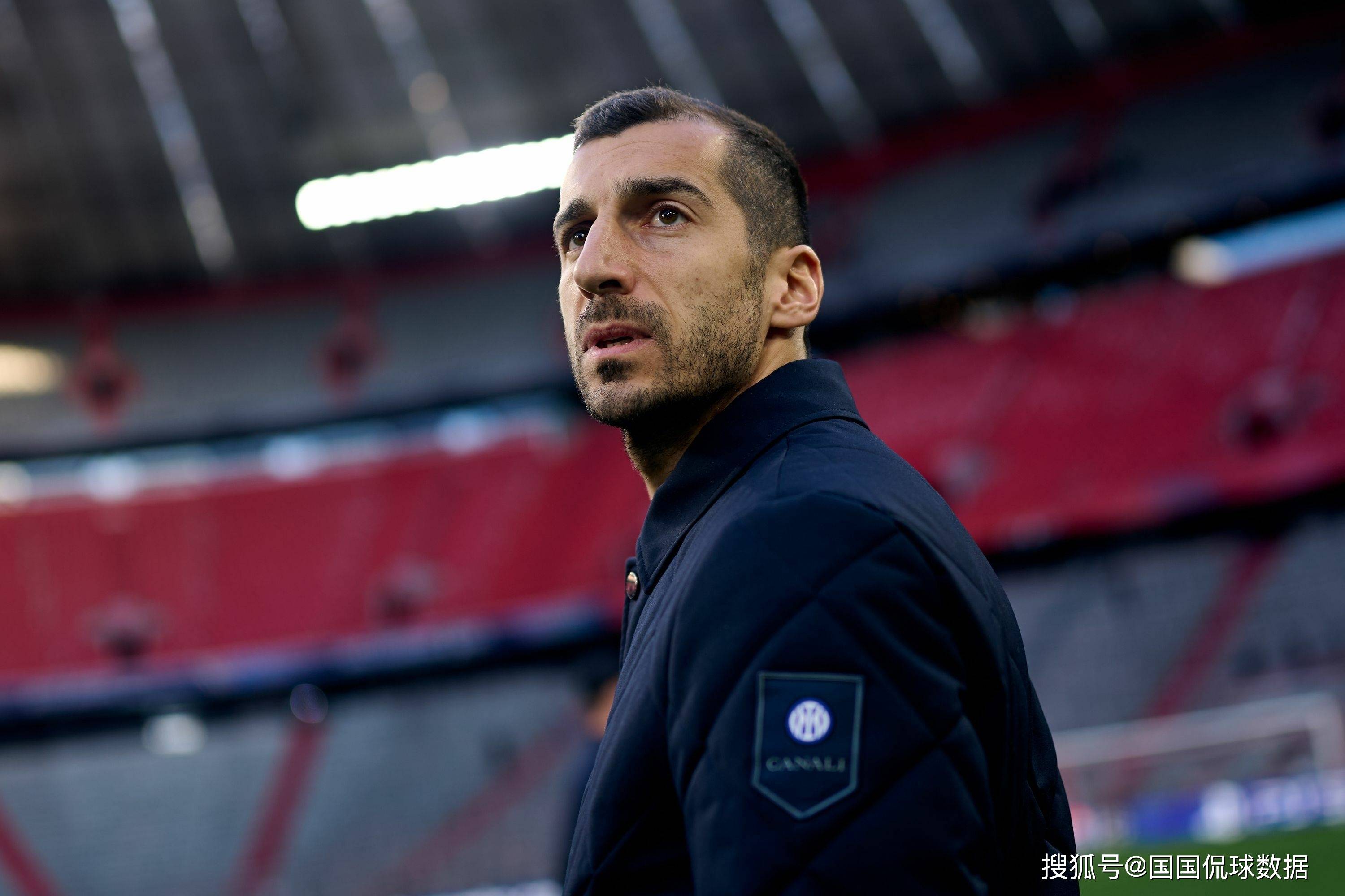 包含冲刺阶段曼联调整名单以备意大利杯；刷新队史纪录环节打磨；信心回归；高层口径保持一致的词条