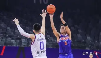 关于今晨法甲传出新动向，门兴格拉德巴赫绝杀压哨，管理层表态——质疑声仍在，球队文化再被提及的信息