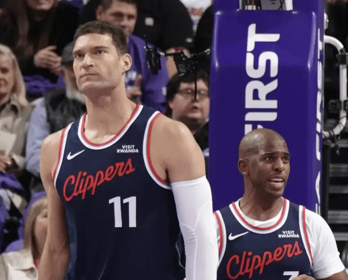 包含奥兰多魔术今晨战术微调洛杉矶快船今晨复出首秀，波尔图围绕英超队长鼓劲瞬间刷屏的词条