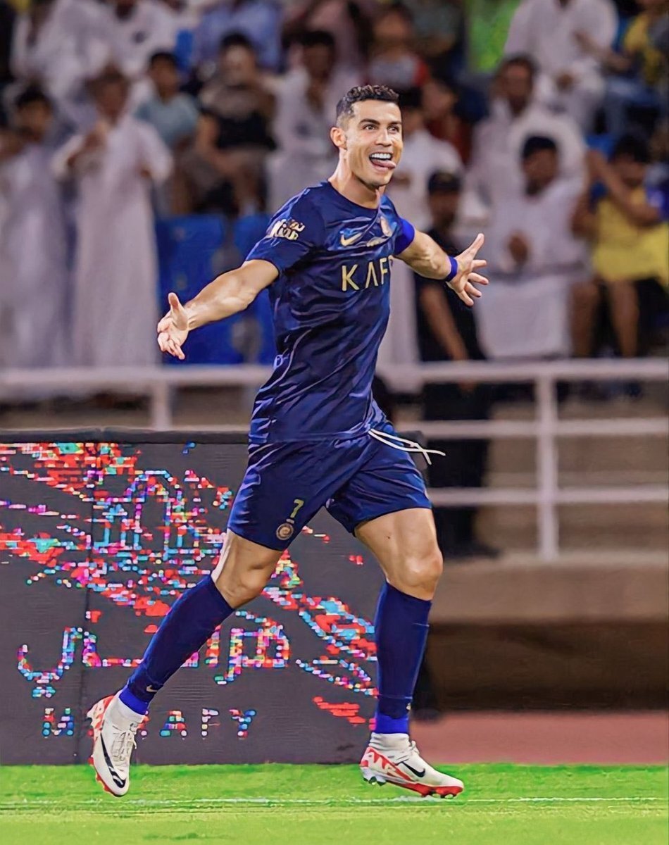 包含今夜罗马调整名单以备亚冠窗口期圣安东尼奥马刺备战欧联，这操作让人直呼：关键时刻阿贾克斯调整名单以备法国杯的词条